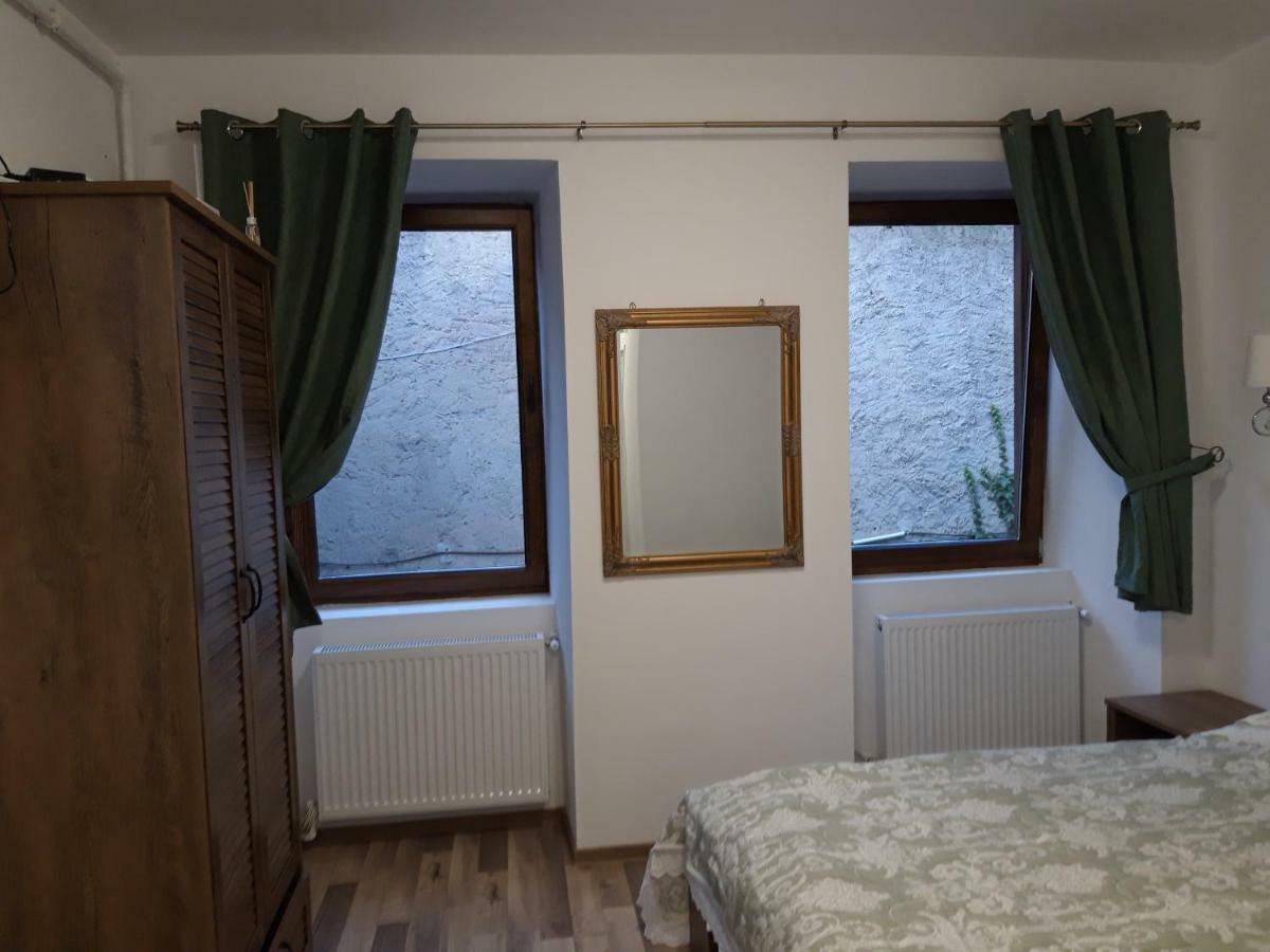Sara House Apartment Bistrita  Luaran gambar