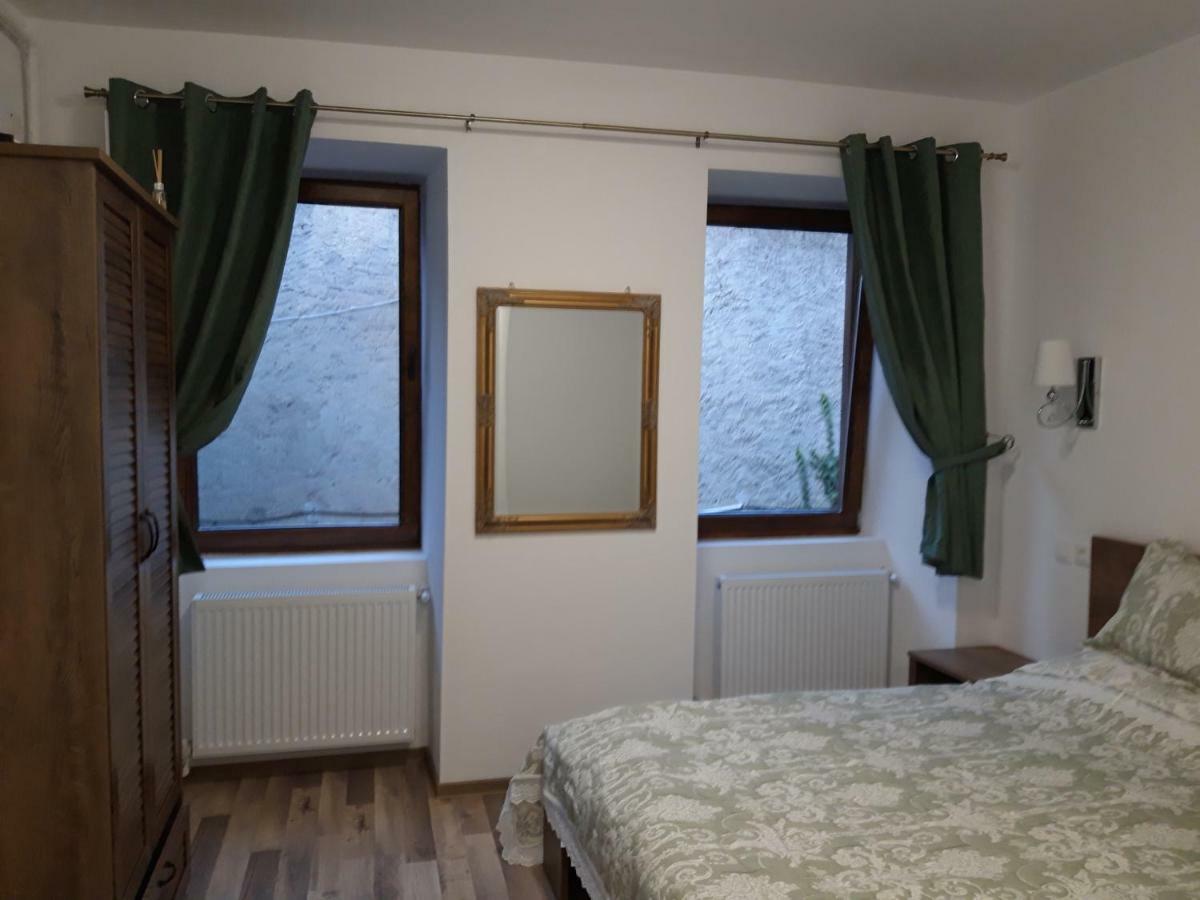 Sara House Apartment Bistrita  Luaran gambar